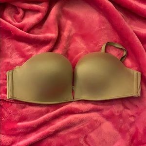 Victoria Secrets Bombshell Bra